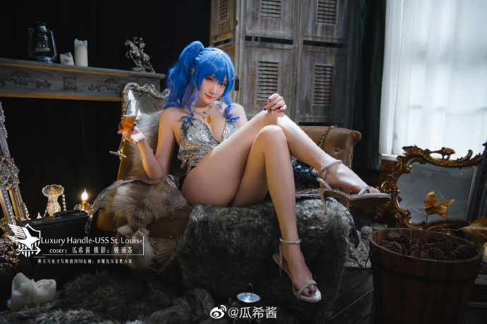 碧蓝航线@瓜希酱 cos 作品[瓜希酱_圣路易斯 COS 图集](碧蓝航线叫瓜游)插图1