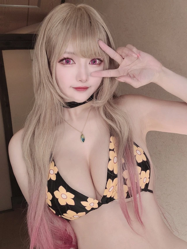 女coser在《更衣人偶坠入爱河》中cosplay喜多川海梦，人气爆棚(cos女服)插图5