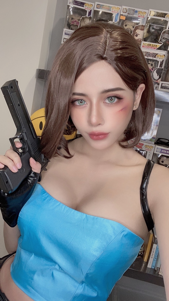 coser@Byoru在《生化危机》cos吉尔·瓦伦丁，性感美丽插图5