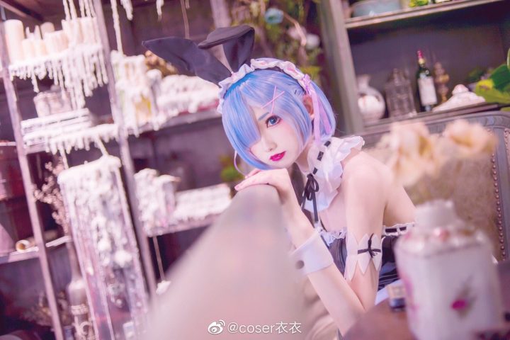 Coser衣衣在《Re:Zero》中 COS 蕾姆，变身美丽迷人的女仆(纻衣原创女装)插图2