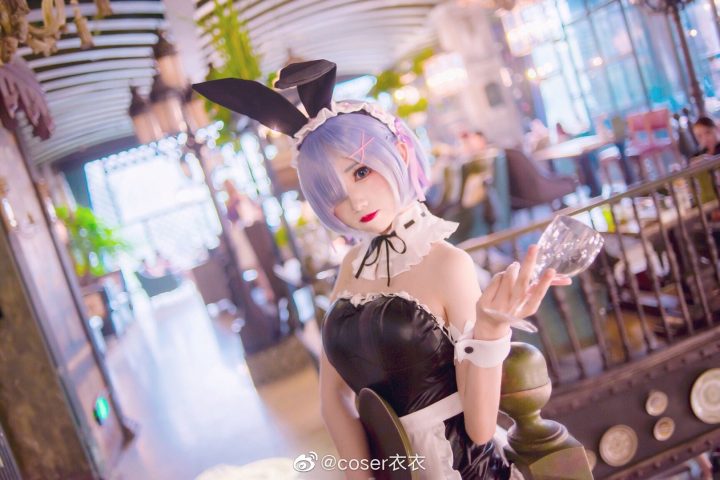Coser衣衣在《Re:Zero》中 COS 蕾姆，变身美丽迷人的女仆(纻衣原创女装)插图