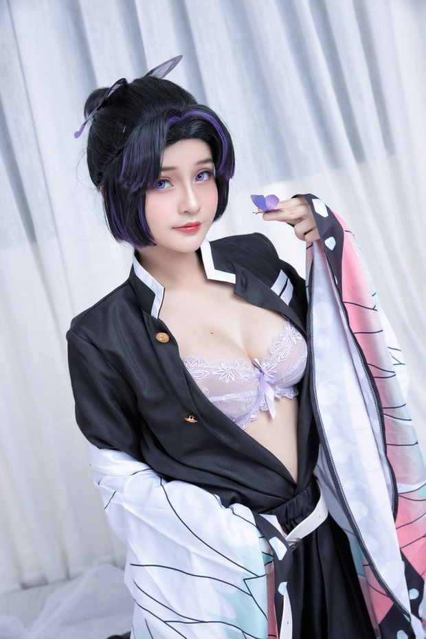 coser@Azami 演绎《鬼灭之刃》中的蝴蝶忍Shinobu，性感美丽(coser@omiyalotus)插图2