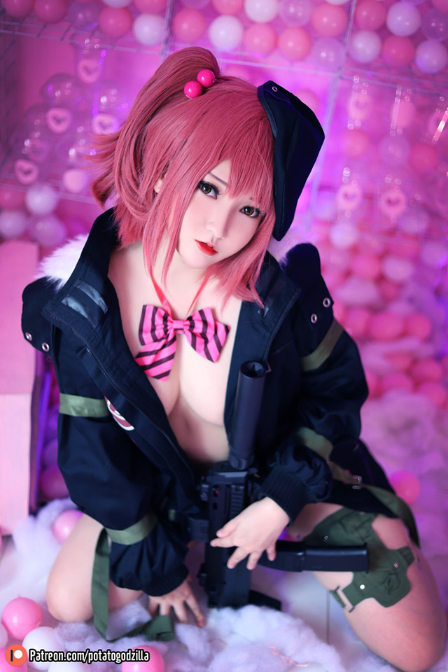 女 coser Potato Godzilla化身《少女前线》中的 HK-MP7 角色，甜美性感插图7