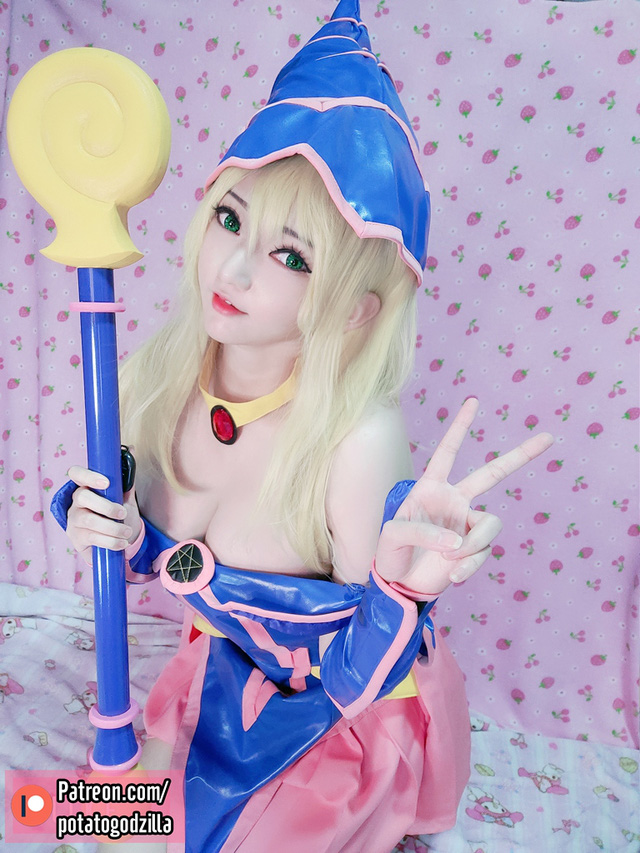 coser@Potato Godzilla  变身的黑暗魔法少女，更摩登，更性感插图1