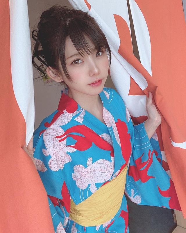 日本女 coser 惠奈子大秀身材，诱惑所有人的目光(日本女装cos)插图8