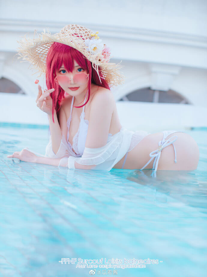 碧蓝航线COSPLAY：瓜希酱cos絮库夫，身穿纯白比基尼秀身材(碧蓝航线cosplay独角兽)插图5