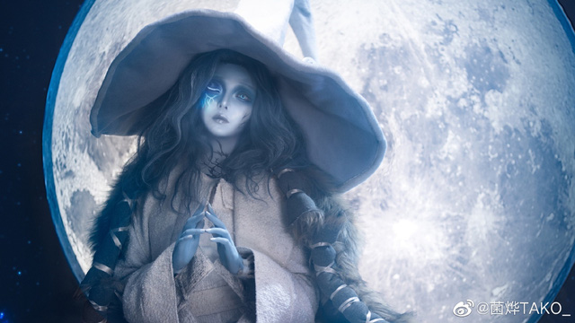 菌烨TAKO_在《Elden Ring》中 COS “月亮公主”，妖异且性感插图1