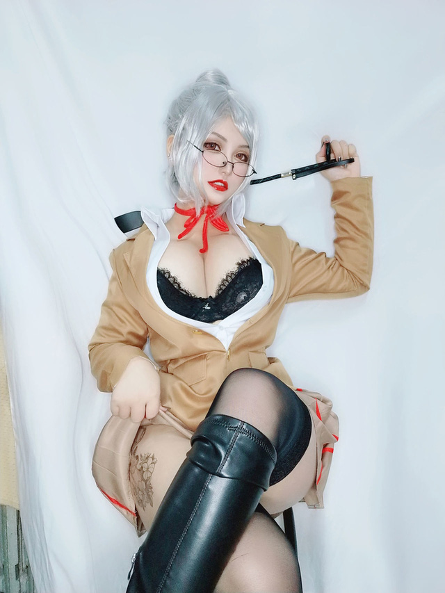 夏鸽鸽不想起床cos白木芽衣子 [coser@夏鸽鸽不想起床cos图集](夏鸽鸽不想起床多少钱)插图3