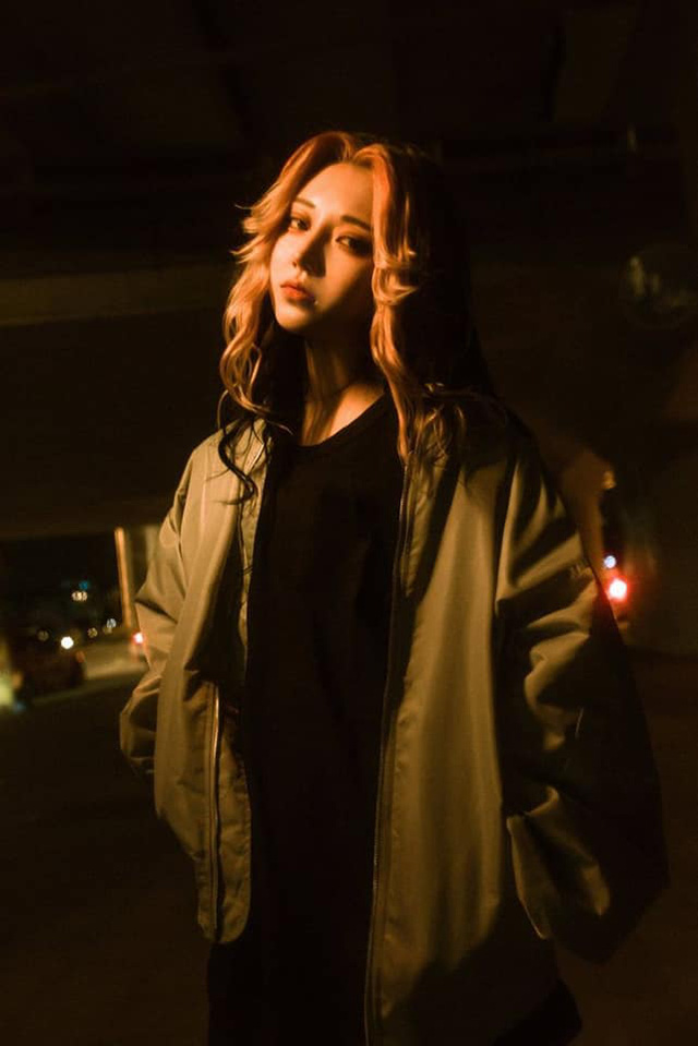 女 coser 在《东京复仇者》中极度“黑暗”的 Kazutora cosplay(cos东方project)插图1