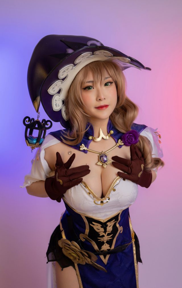 女 coser@Akira Kyuu 在《原神》中 COS 性感迷人的丽莎插图3