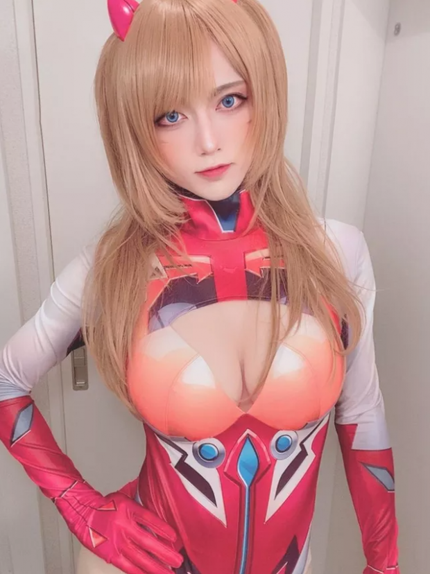 以美丽性感而闻名的 coser，“她”突然展现出让粉丝哭笑不得的“美”(以美丽性感而闻名的女人)插图