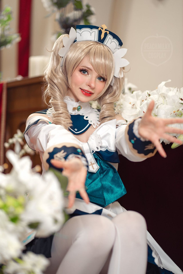 coser@PeachMilky 在《原神》中 cos 可爱的芭芭拉，性感美丽(coserious)插图1
