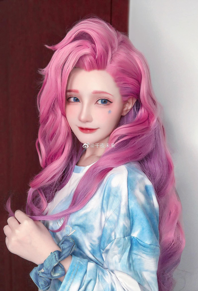 千夜未来cos作品 | 千夜未来（Senya Miku）cos萨勒芬妮Seraphine插图