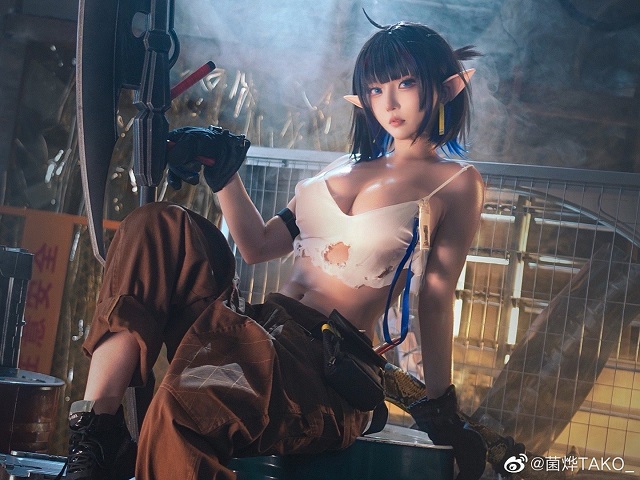 菌烨TAKO_ cos《明日方舟》中的森蚺 [菌烨TAKO_ cos 图集](菌烨tako叫什么)插图3
