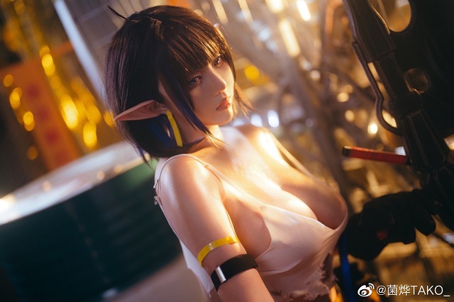 菌烨TAKO_ cos《明日方舟》中的森蚺 [菌烨TAKO_ cos 图集](菌烨tako叫什么)插图6