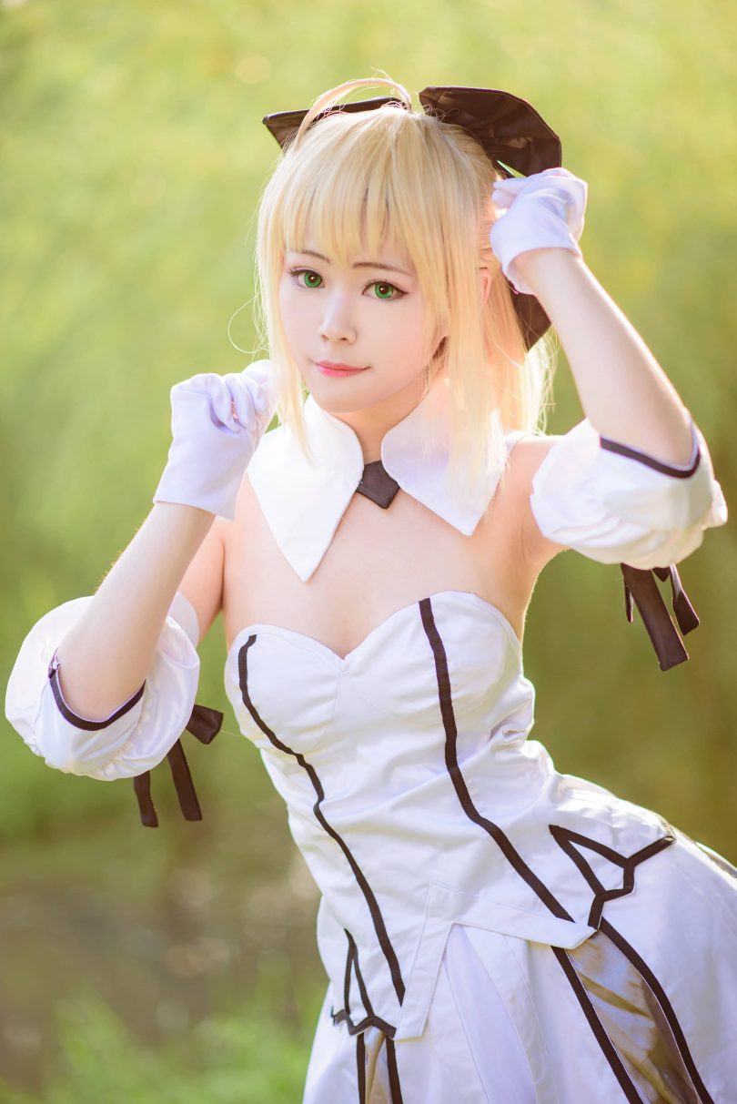 Arty亚缇cos作品 | Arty亚缇_FGO·阿尔托莉雅Lily cos [60P-92MB]