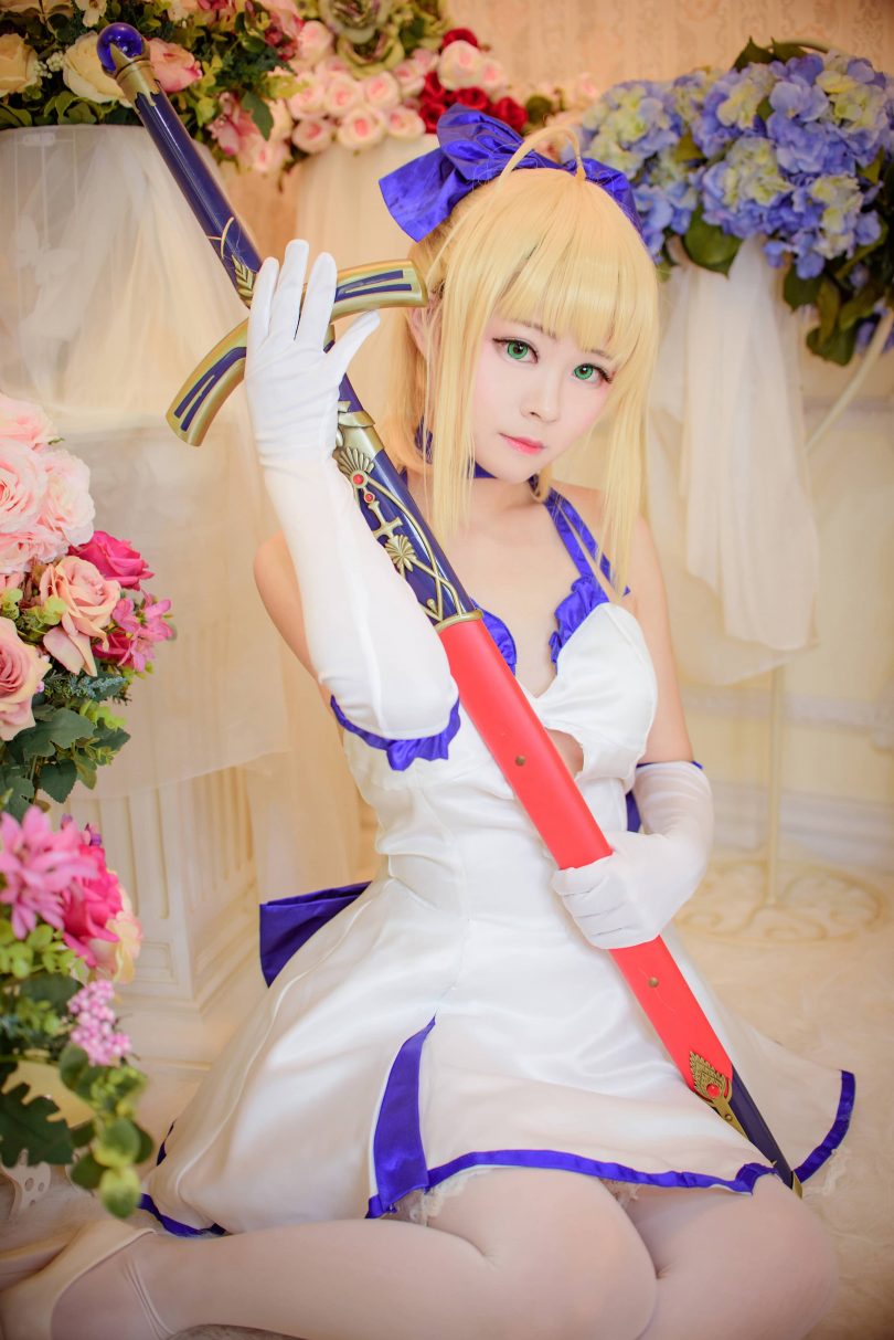 Arty亚缇cos作品 | Arty亚缇_FGO·阿尔托莉雅Lily cos [60P-92MB]