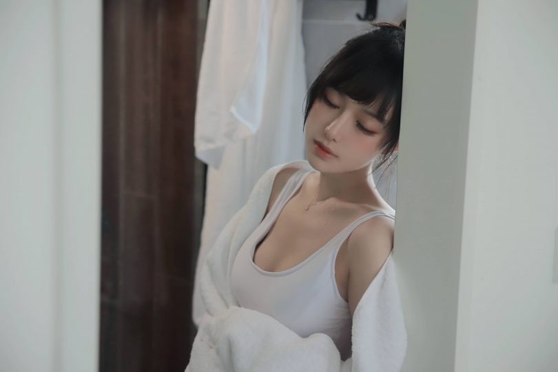 Shika小鹿鹿cosplay | Shika小鹿鹿_半透浴室cos [22P-50MB](shika小鹿鹿独白)插图