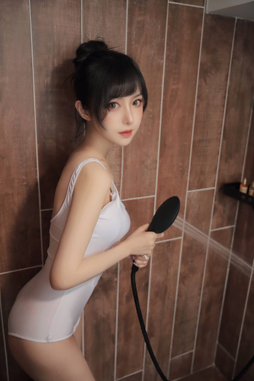 Shika小鹿鹿cosplay | Shika小鹿鹿_半透浴室cos [22P-50MB]