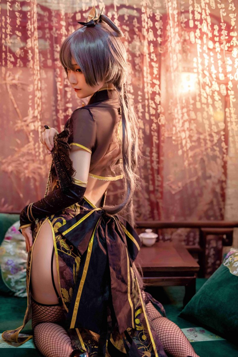 铁板烧鬼舞w cosplay | 铁板烧鬼舞w_洛天依旗袍cos [14P-208MB]