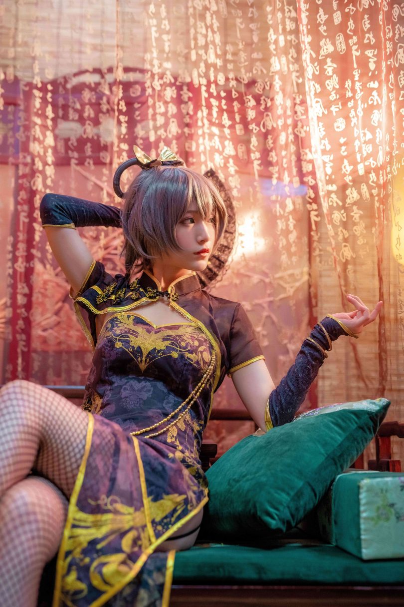 铁板烧鬼舞w cosplay | 铁板烧鬼舞w_洛天依旗袍cos [14P-208MB]