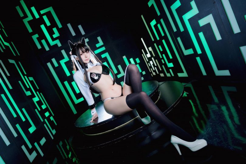 菌烨tako cosplay | 菌烨tako_碧蓝航线·爱宕犬赛车cos [9P-30MB]