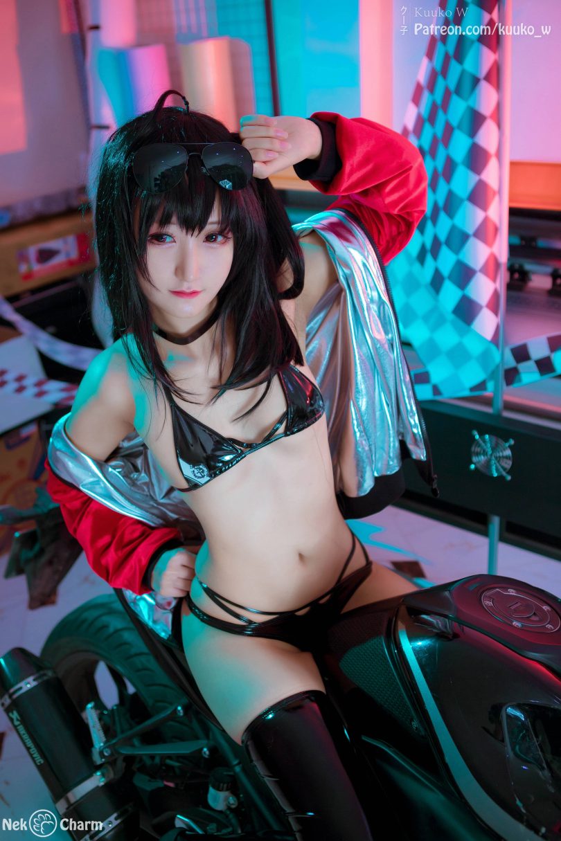 Kuuko W_cos大凤 | Kuuko W_碧蓝航线·Taihou cos作品 [24P-300MB](大凤jk皮肤)插图