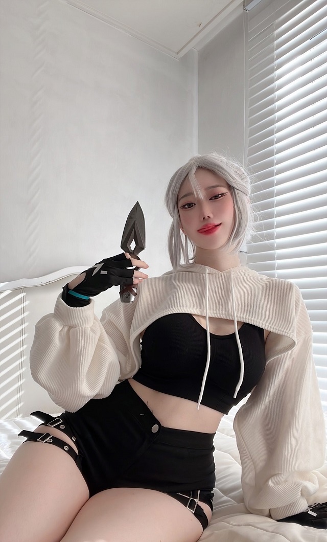 coser@Evawish在《无畏契约》中的一系列cosplay照片插图3