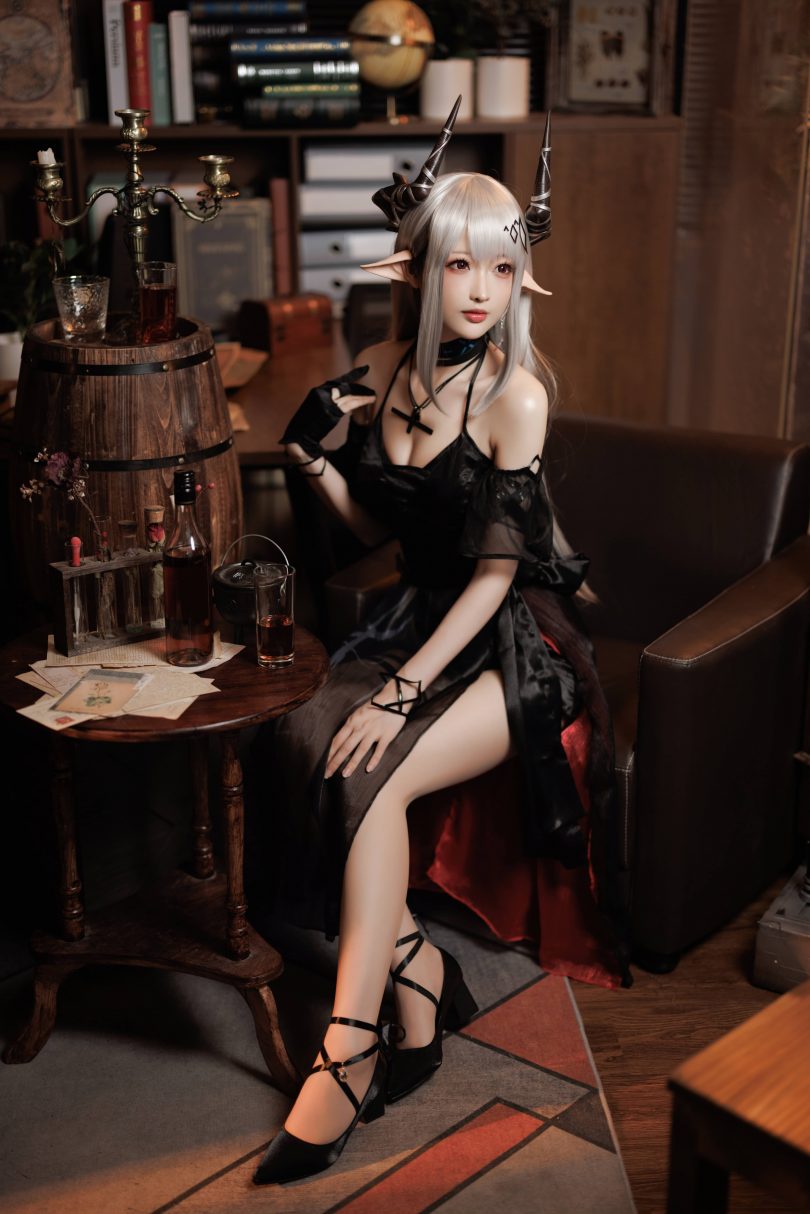 南宫_明日方舟cos系列 | 南宫_明日方舟·泥岩礼服cos作品[21P-301MB](nag 明日方舟)插图4