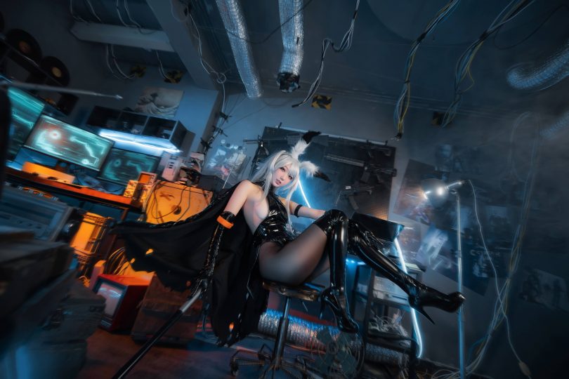 周叽是可爱兔兔cos图集 | 周叽是可爱兔兔_ 明日方舟·暴行精二cos [22P-303MB]