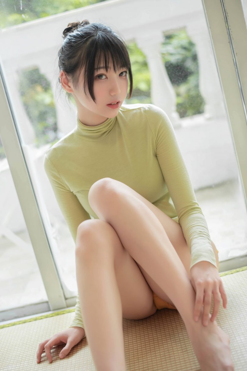 周叽是可爱兔兔cos图包 | 周叽是可爱兔兔_ 小清新居家服cosplay [16P-98MB]