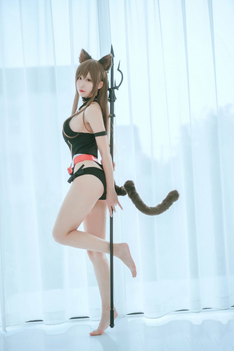 爱老师_PhD cos天火 | 爱老师PhD_明日方舟·天火cos作品 [12P-58MB]