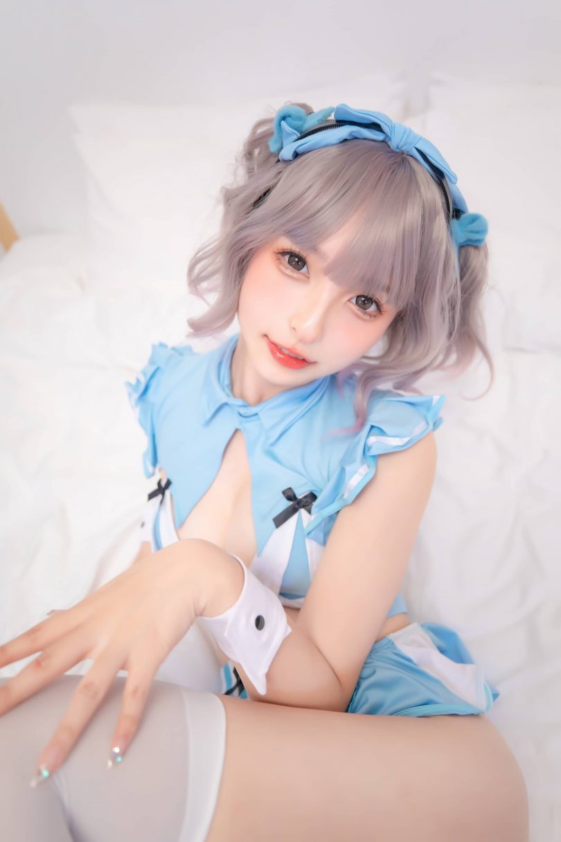 神楽坂真冬_蓝调女仆cosplay [75P-188MB] | 神楽坂真冬cos作品插图