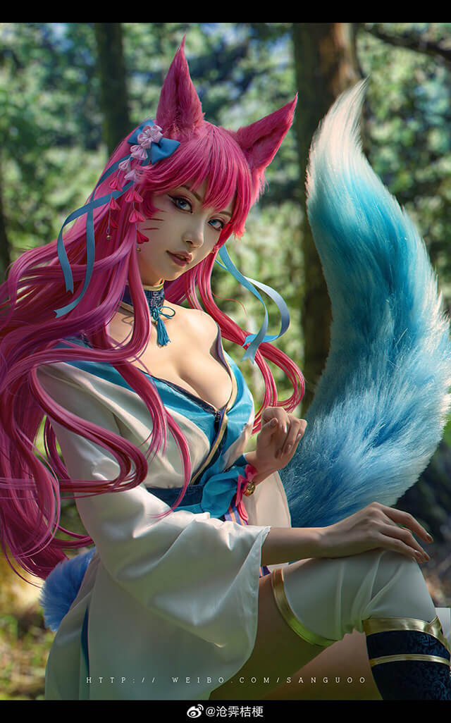 coser@沧霁桔梗在《英雄联盟》化身“灵魂莲华”阿狸(沧霁桔梗真名)插图6