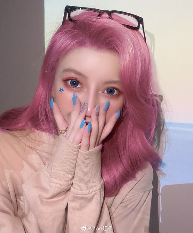coser@Zoe赶紧在《英雄联盟》化身“星籁歌姬”萨勒芬妮插图7