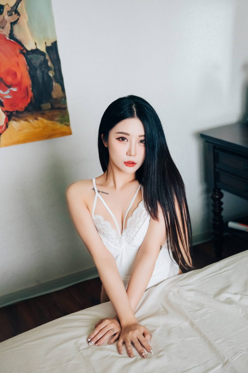 Bomi(보미)  LOOZY系列 | Bomi(보미)_Roomate·室友 cos作品 [52P-954MB]