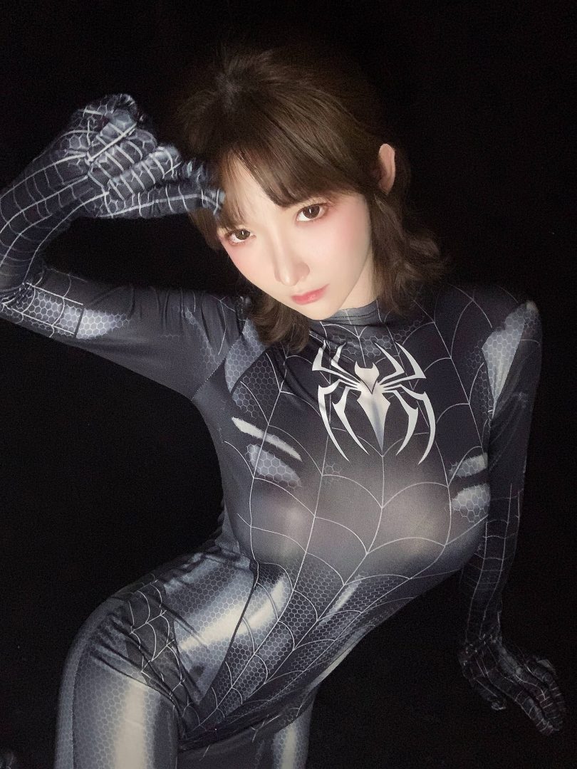 一小央泽cos蜘蛛侠 | 一小央泽_蜘蛛侠·黑蜘蛛cos作品 [30P-125MB]