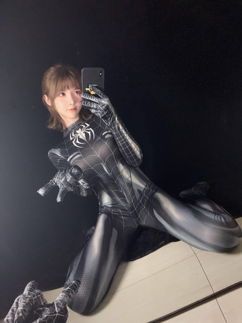 一小央泽cos蜘蛛侠 | 一小央泽_蜘蛛侠·黑蜘蛛cos作品 [30P-125MB]