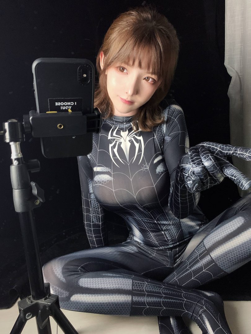 一小央泽cos蜘蛛侠 | 一小央泽_蜘蛛侠·黑蜘蛛cos作品 [30P-125MB]