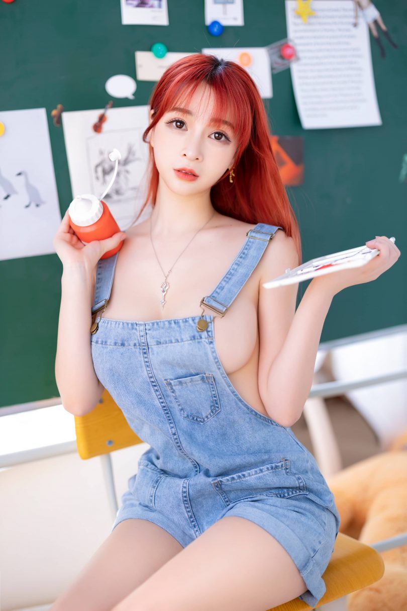 叉子宝宝cos图包 | 叉子宝宝_背带裤系列cosplay [33P-58MB]