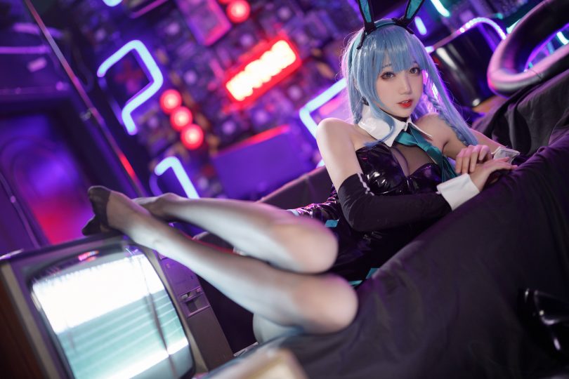 周叽是可爱兔兔cos兔女郎 | 周叽是可爱兔兔_树城兔女郎cos作品[28P-426MB](周叽是可爱兔兔女拳)插图