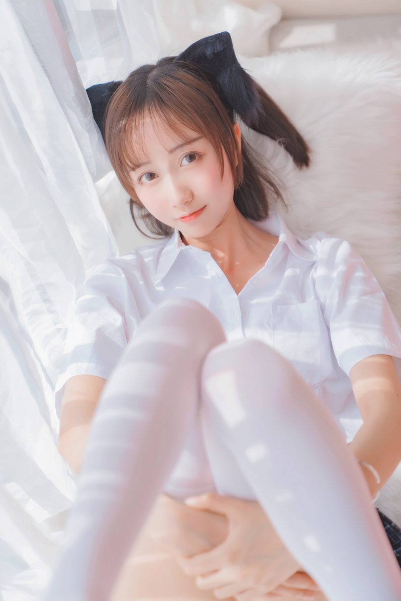 木棉棉OwO cos作品 | 木棉棉OwO_怀中猫cosplay [68P-1.05GB]插图1