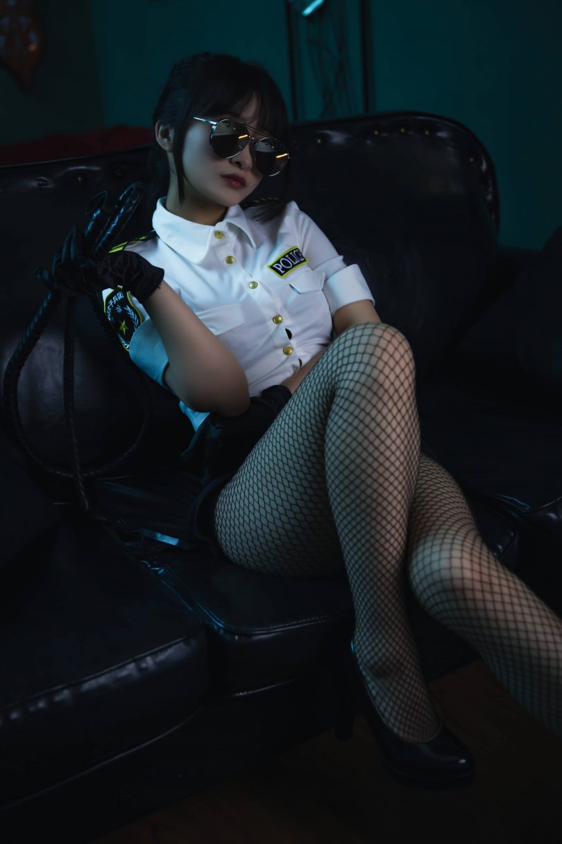 洛璃LoLiSAMA_cos图集 | 洛璃LoLiSAMA_超S女警cos作品 [20P-238MB]