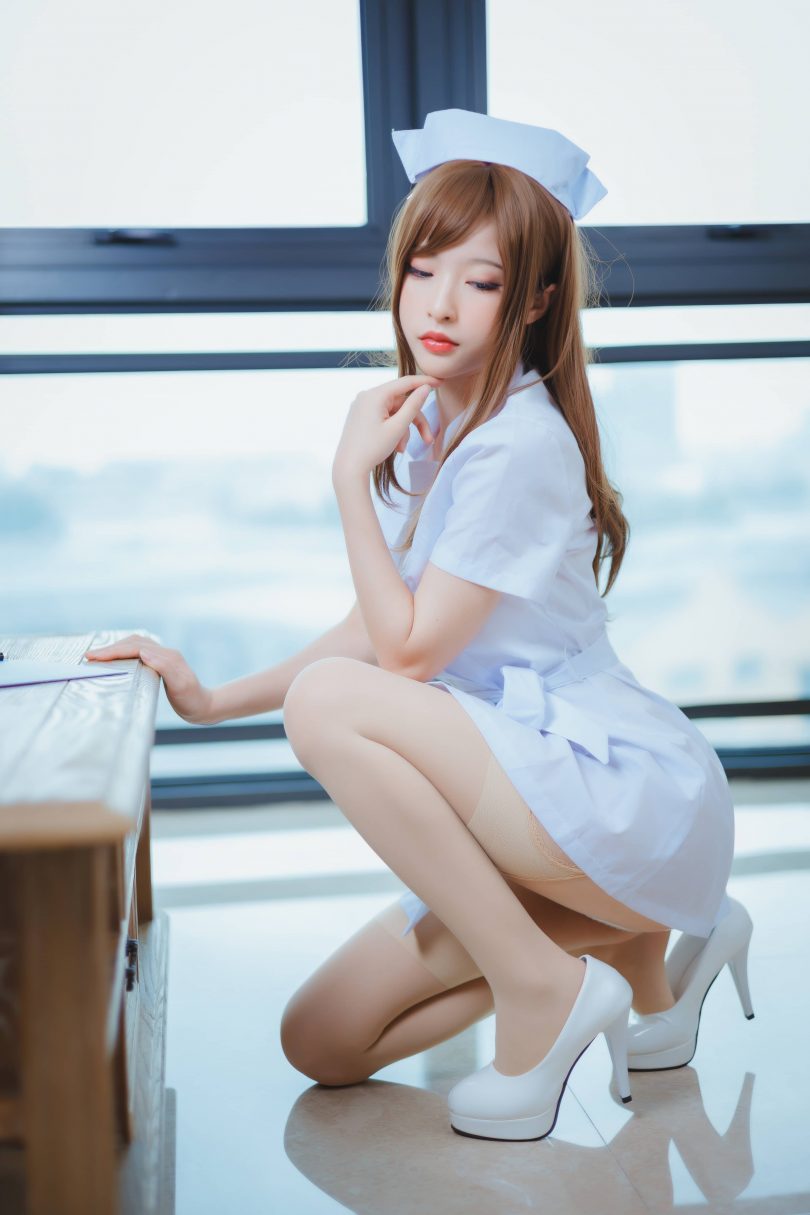 清水由乃cosplay | 清水由乃_家庭护士cos作品 [77P-538MB]