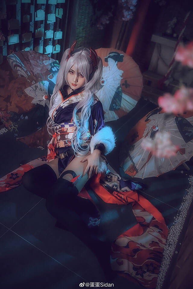 coser@蛋蛋Sidan在《碧蓝航线》变身性感迷人的欧根亲王插图1