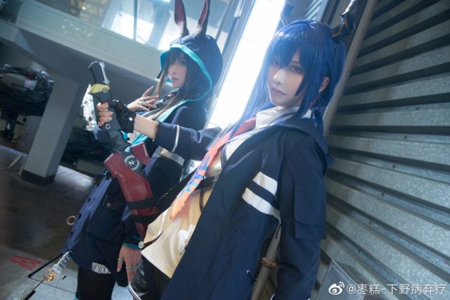 coser@枣糕_下野病弃疗和板医生拍摄的《明日方舟》cos作品(二婚小姑出嫁哥嫂还要随礼吗)插图5
