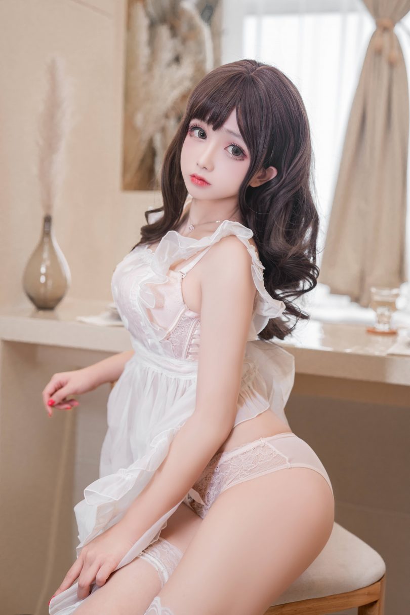 椎名莜(日奈娇)cosplay作品 | 日奈娇_围裙·人妻cos图包 [52P-718MB]