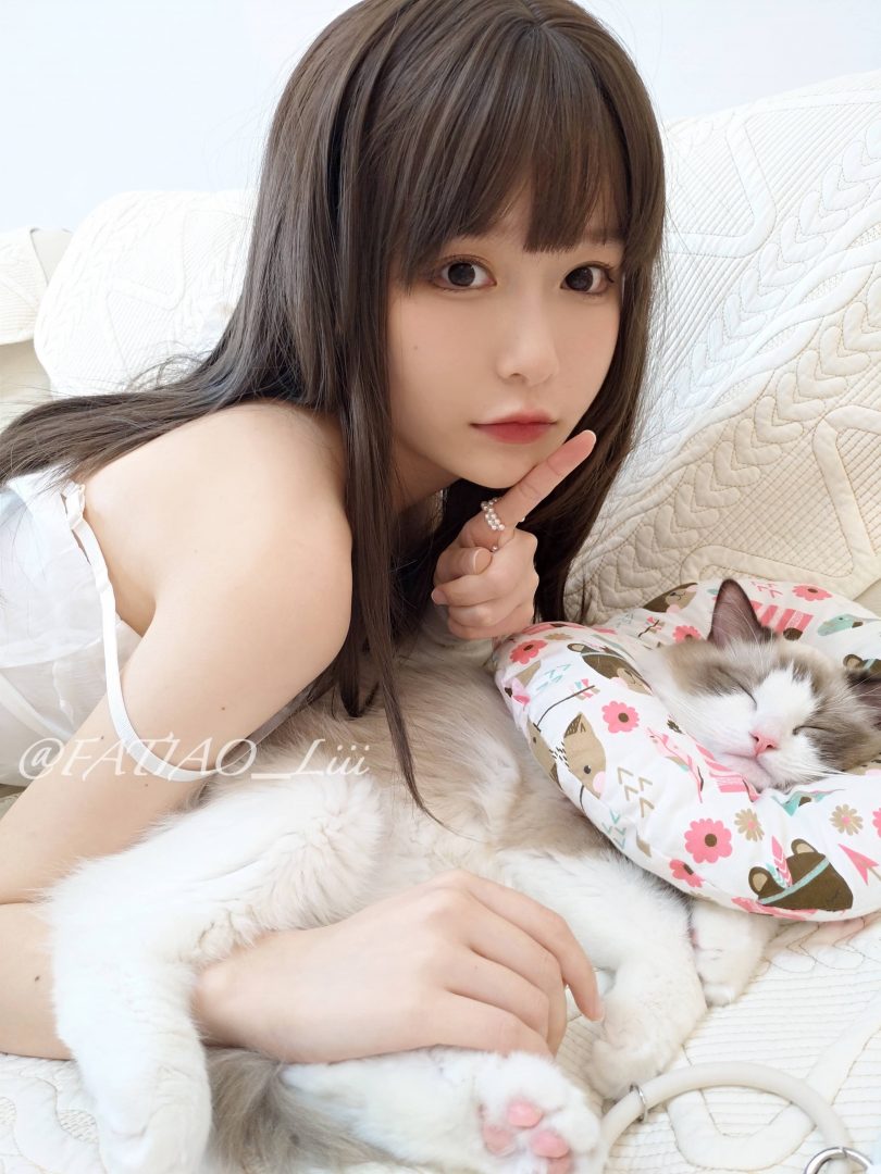 迷之呆梨_Fantia·2022年05月合集cosplay [128P1V-239MB] | 迷之呆梨Fantia系列插图