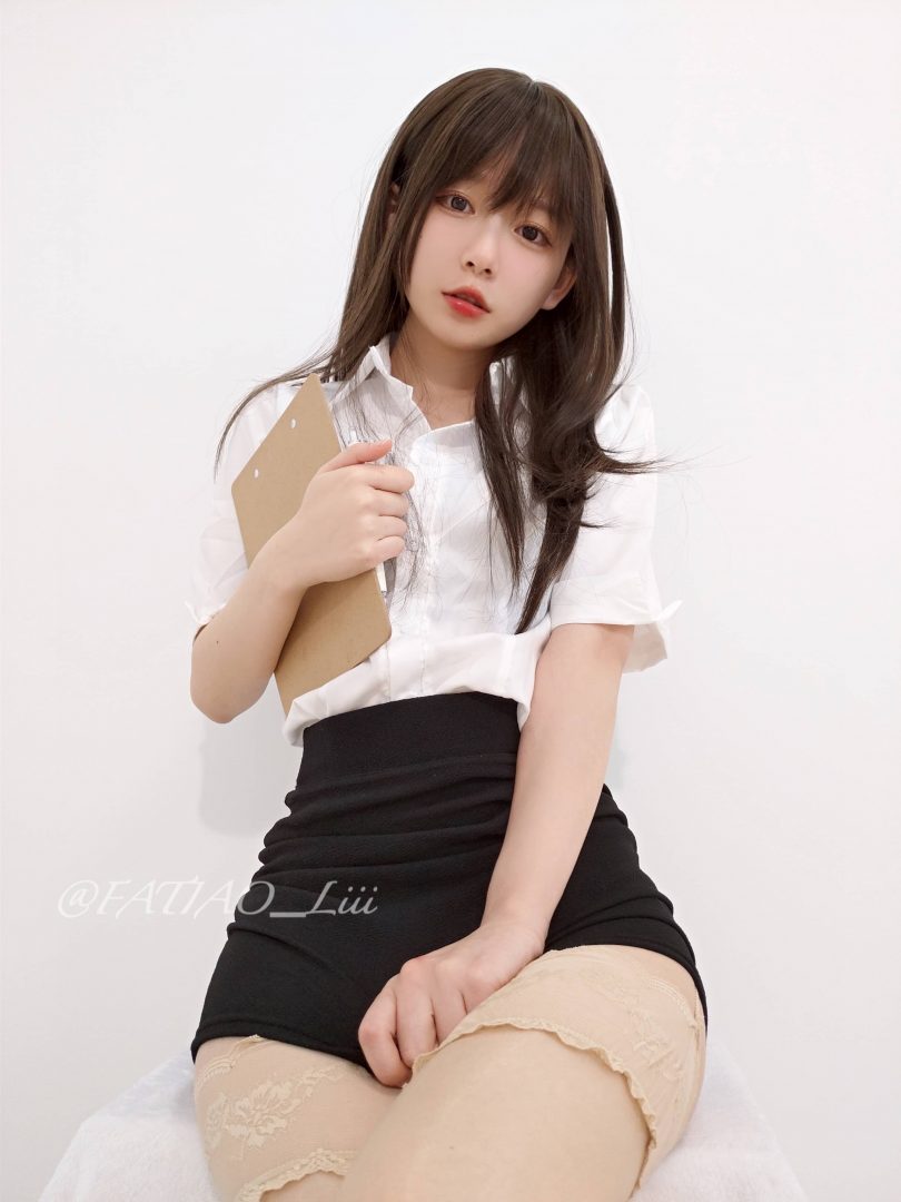 迷之呆梨_Fantia·2022年05月合集cosplay [128P1V-239MB] | 迷之呆梨Fantia系列