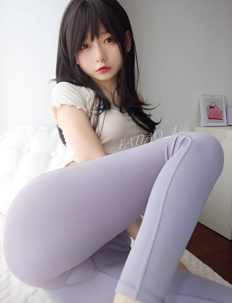 迷之呆梨Fantia cos系列 | 迷之呆梨_Fantia·2022年8月合集cosplay [232P9V-664MB]